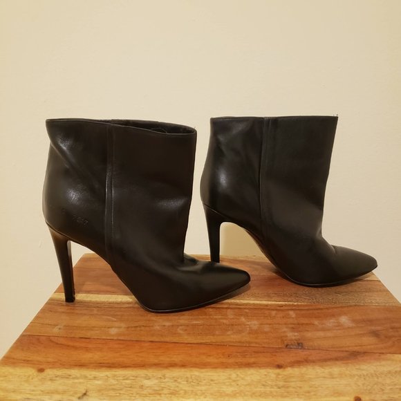 Women by Common Projects Italian Leather  Size 7 - Picture 2 of 11